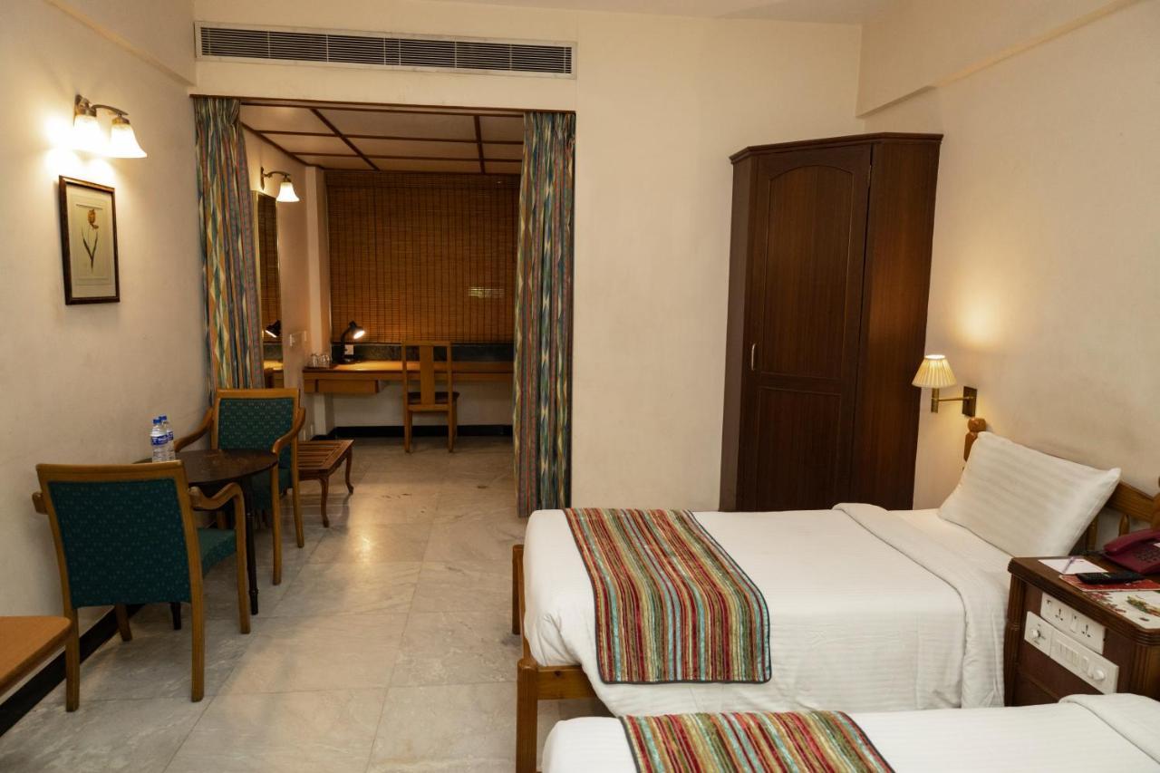 Bell Hotel Sivakasi Экстерьер фото