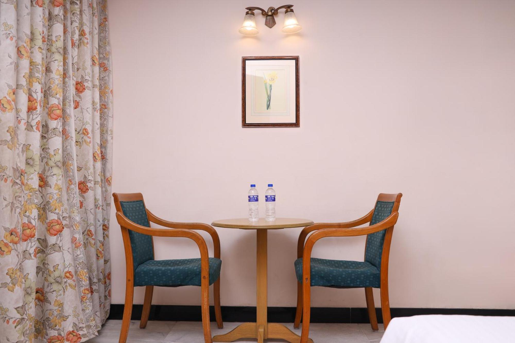 Bell Hotel Sivakasi Экстерьер фото