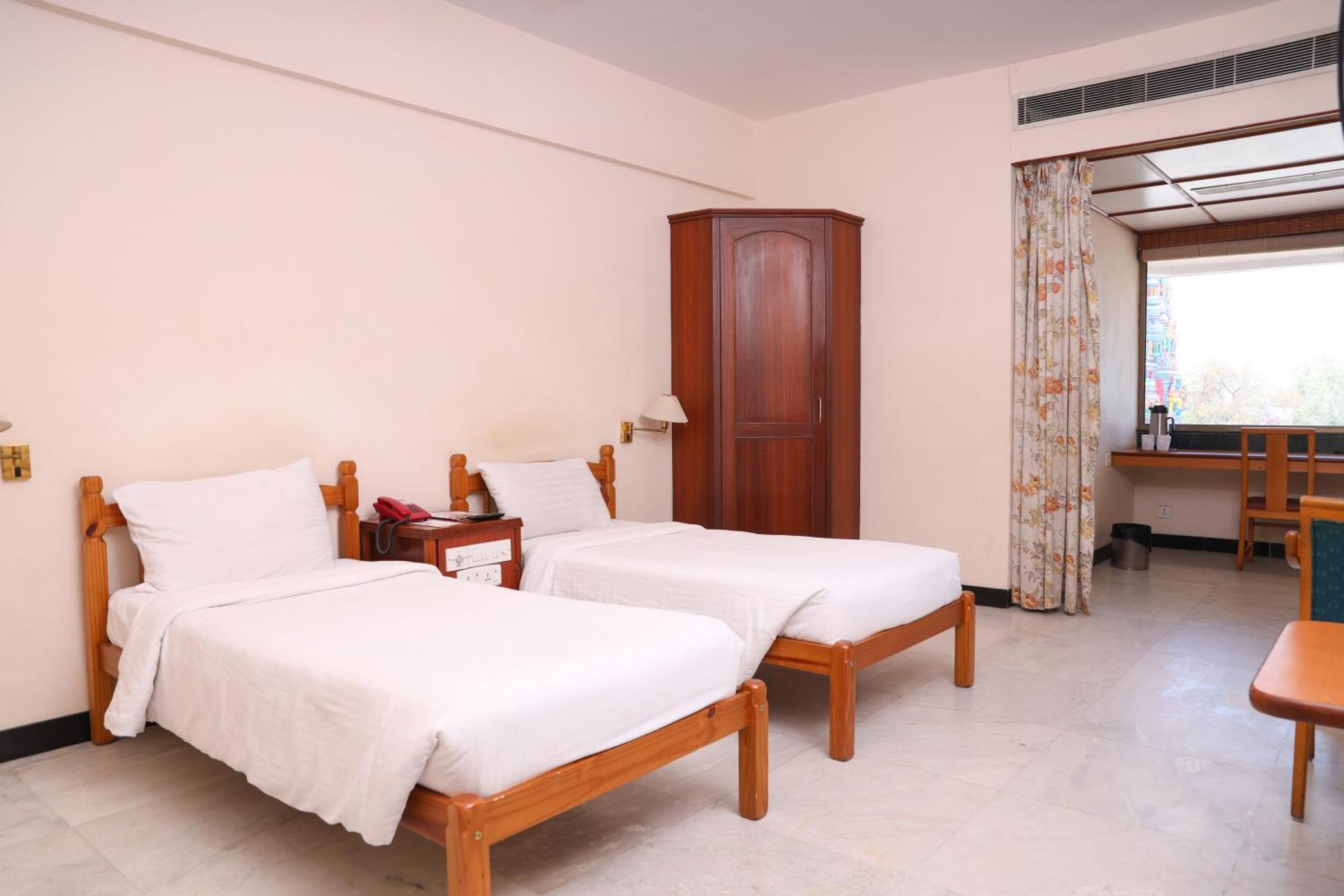 Bell Hotel Sivakasi Экстерьер фото